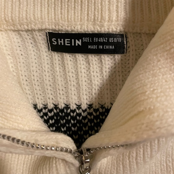 SHEIN Zip Up Collar Heart Intarsia Sweater - Picture 2 of 4